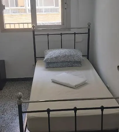 ホームステイ Rooms *